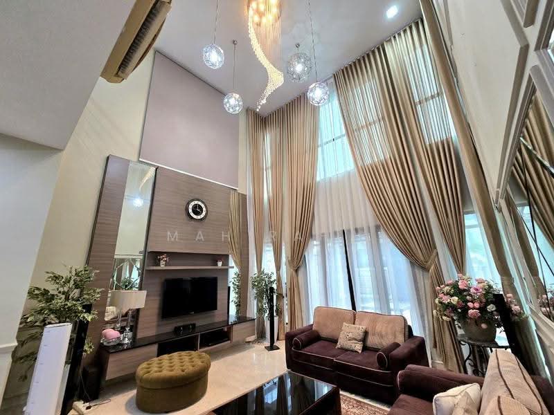 Bungalow House for Sale in KL City Centre (Kuala Lumpur) - Mahirah . - Living Room - PropertyGuru.com.my