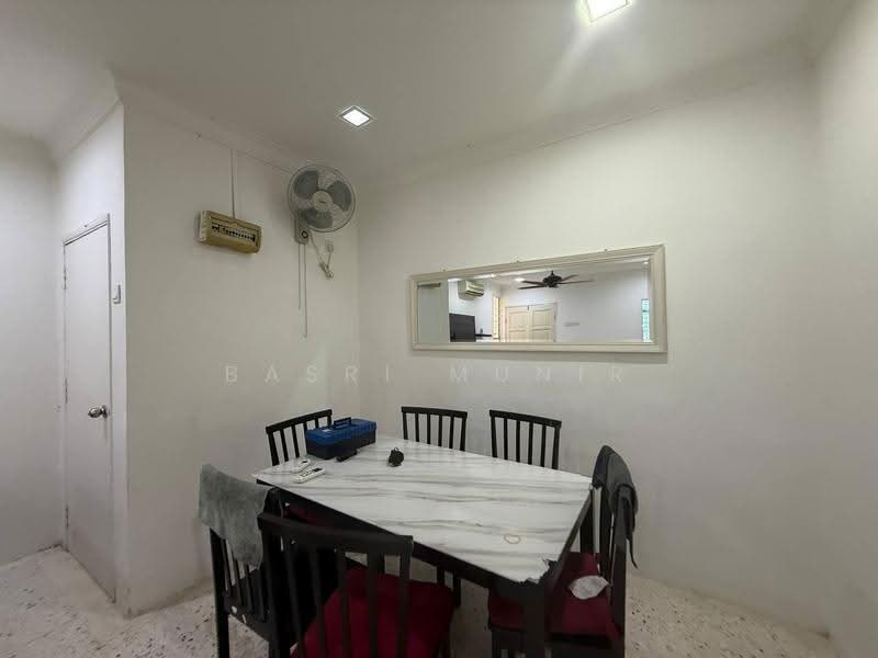 Apartment for Sale at Sri Kayangan (Casa Desira) - Basri Munir - Dining Room - PropertyGuru.com.my