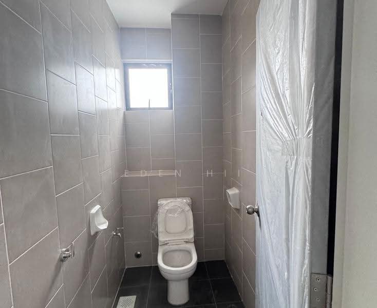 Shop / Office for Rent in Setia Ecohill (Semenyih) - Eden Hii - Bathroom - PropertyGuru.com.my