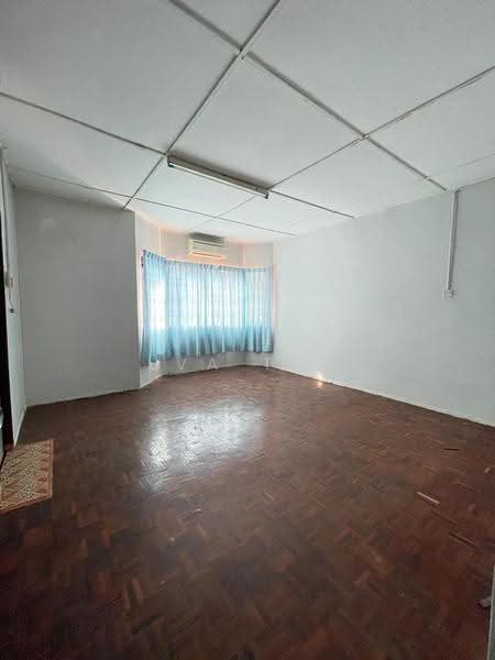2-storey Terraced House for Rent in Taman Damai (Padang Serai) - Eva Tan - Living Room - PropertyGuru.com.my