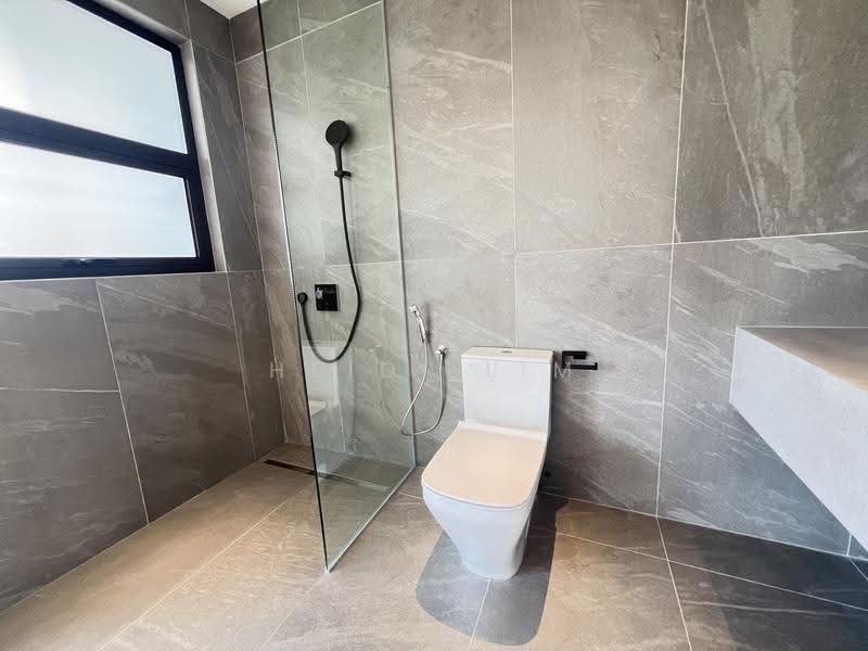 Rumah Berkembar untuk Dijual di Mont Kiara (Kuala Lumpur) - Heidi Lim - Bathroom - PropertyGuru.com.my