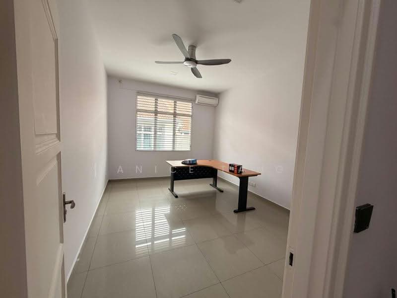 Semi-Detached House for Sale in Setia Damai (Setia Alam) - Janice Tang - Study - PropertyGuru.com.my