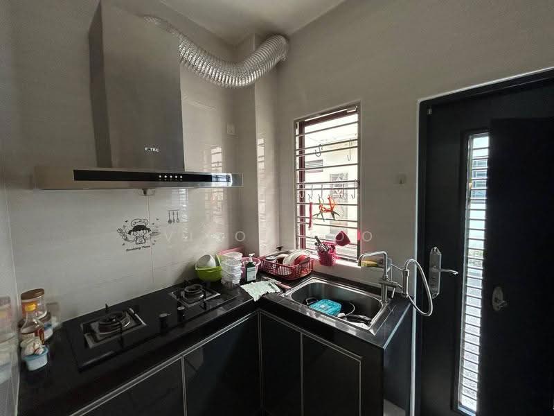 Rumah Teres 2-Tingkat untuk Disewa di Skudai (Johor) - Vison Foo - Kitchen - PropertyGuru.com.my