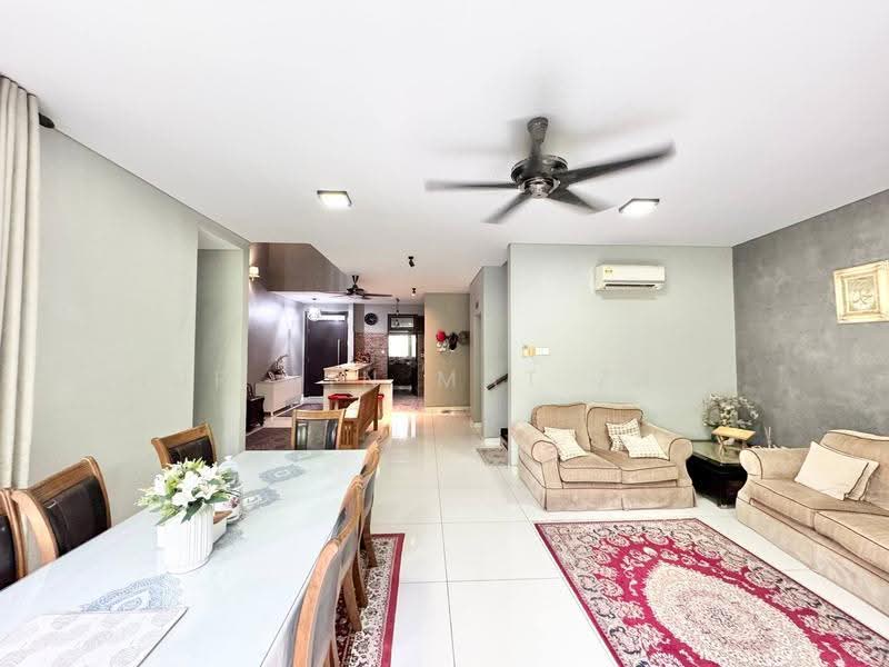 3-storey Terraced House for Sale in Laman Glenmarie (Shah Alam) - Nur Ain Mat Zain - PropertyGuru.com.my
