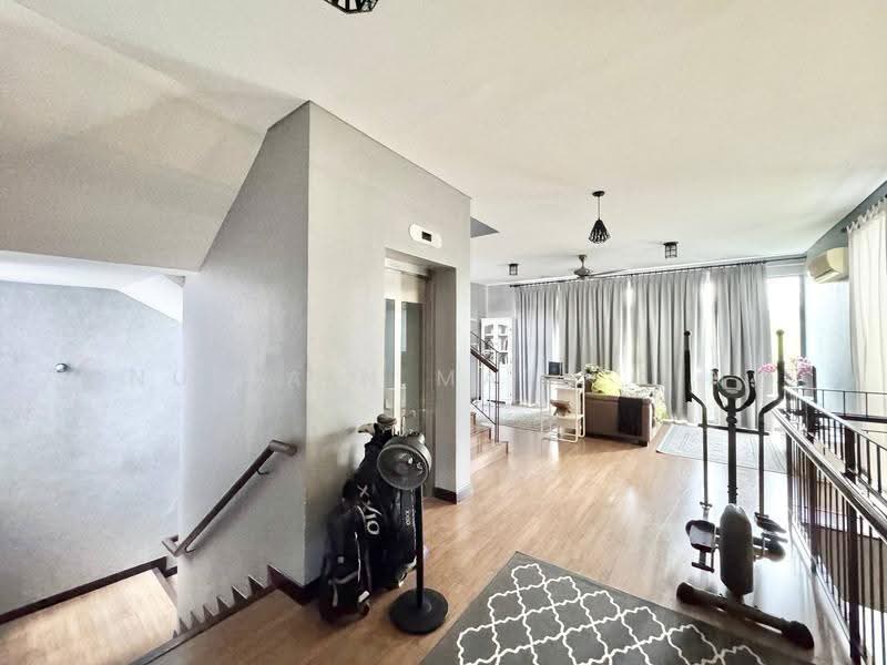 3-storey Terraced House for Sale in Laman Glenmarie (Shah Alam) - Nur Ain Mat Zain - PropertyGuru.com.my