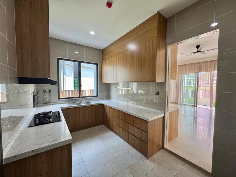 Bungalow House for Rent in Cyberjaya (Selangor) - David Tan - Kitchen - PropertyGuru.com.my
