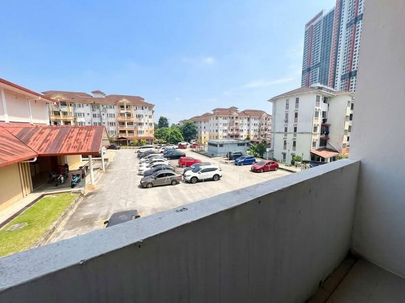 Pangsapuri untuk Dijual di Palma Puteri - SITI KHAIRIYAH JAAFAR - Exterior - PropertyGuru.com.my