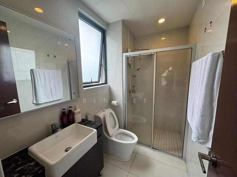 Condominium for Sale at Royal Strand @ Country Garden Danga Bay - Ben Lee - Bathroom - PropertyGuru.com.my