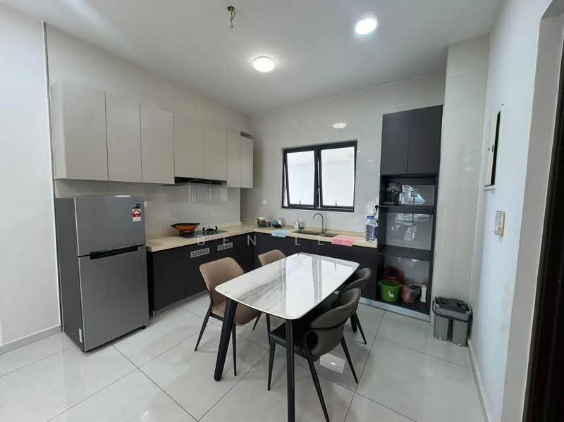 Condominium for Sale at Royal Strand @ Country Garden Danga Bay - Ben Lee - Kitchen - PropertyGuru.com.my