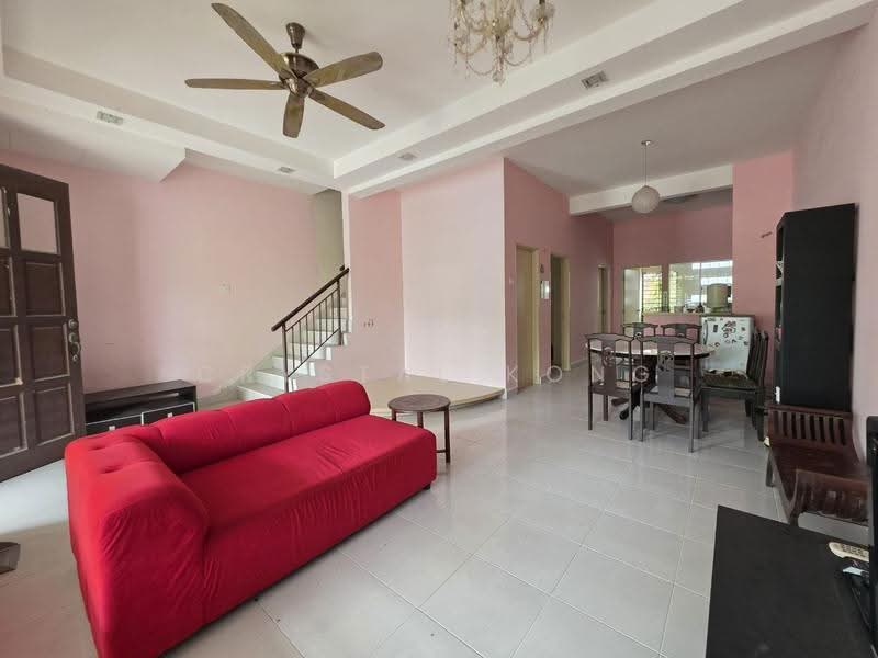 Rumah Teres 2-Tingkat untuk Dijual di Austin (Johor Bahru) - Crystal Kong - Living Room - PropertyGuru.com.my