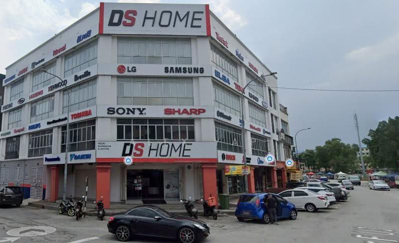 Shop for Sale in Subang (Selangor) - Alex Yap - Exterior - PropertyGuru.com.my
