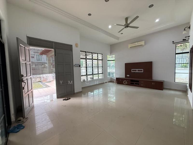 Semi-Detached House for Sale in Ayer Keroh (Melaka) - YM Chong - Living Room - PropertyGuru.com.my