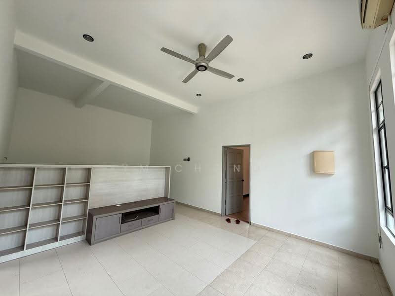Semi-Detached House for Sale in Ayer Keroh (Melaka) - YM Chong - Living Room - PropertyGuru.com.my