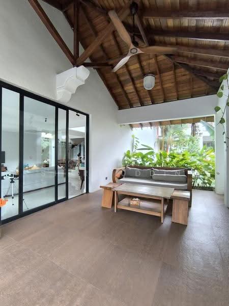 Rumah Teres 3-Tingkat untuk Dijual di Taman TAR (Tun Abdul Razak) (Ampang) - Kashfi Sharifuddin - Living Room - PropertyGuru.com.my