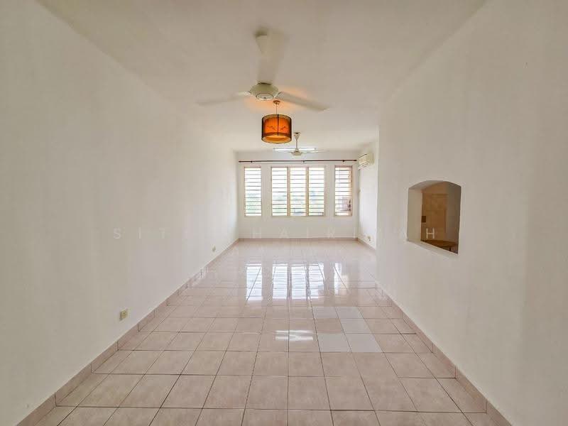 Kondominium untuk Dijual di De Rozelle - SITI KHAIRIYAH JAAFAR - Living Room - PropertyGuru.com.my