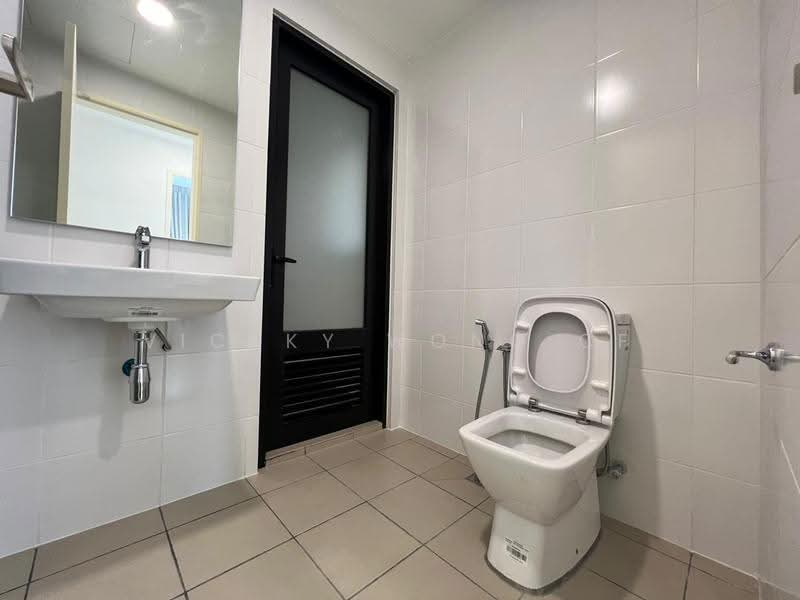 Service Residence for Rent at Parc 3 - Vickky Wong CF - Bathroom - PropertyGuru.com.my