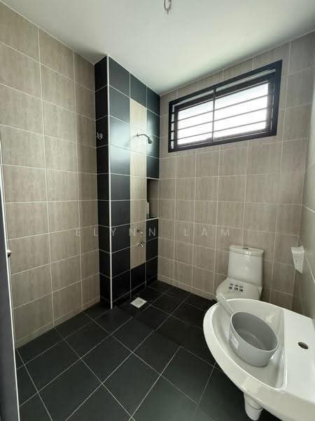 2-storey Terraced House for Sale in Johor Bahru (Johor) - Elynn Lam - Bathroom - PropertyGuru.com.my