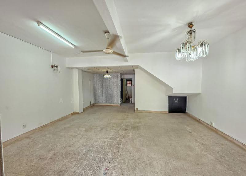 2-storey Terraced House for Sale in Taman Seraya (Ampang) - Azli Ibrahim - Living Room - PropertyGuru.com.my