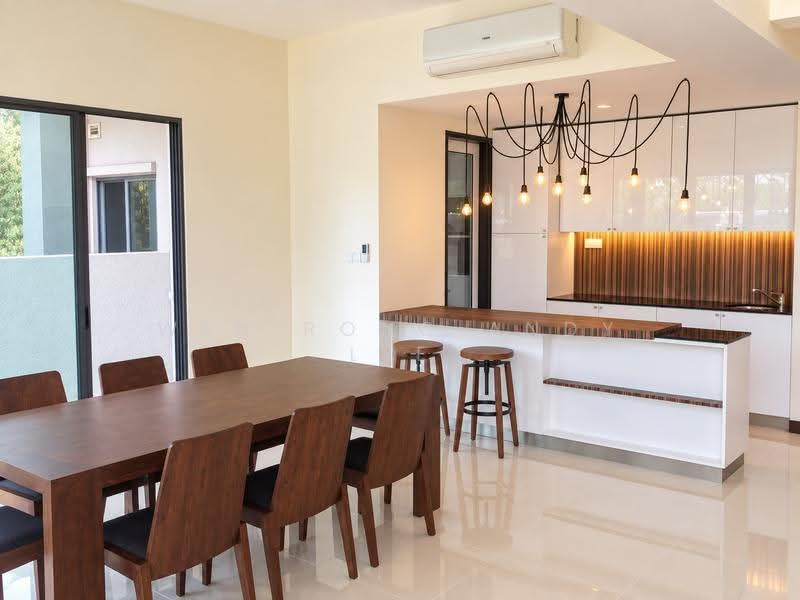 Kondominium untuk Dijual di Nautica Lake Suites - Wen Rong Andy Lee - Dining Room - PropertyGuru.com.my