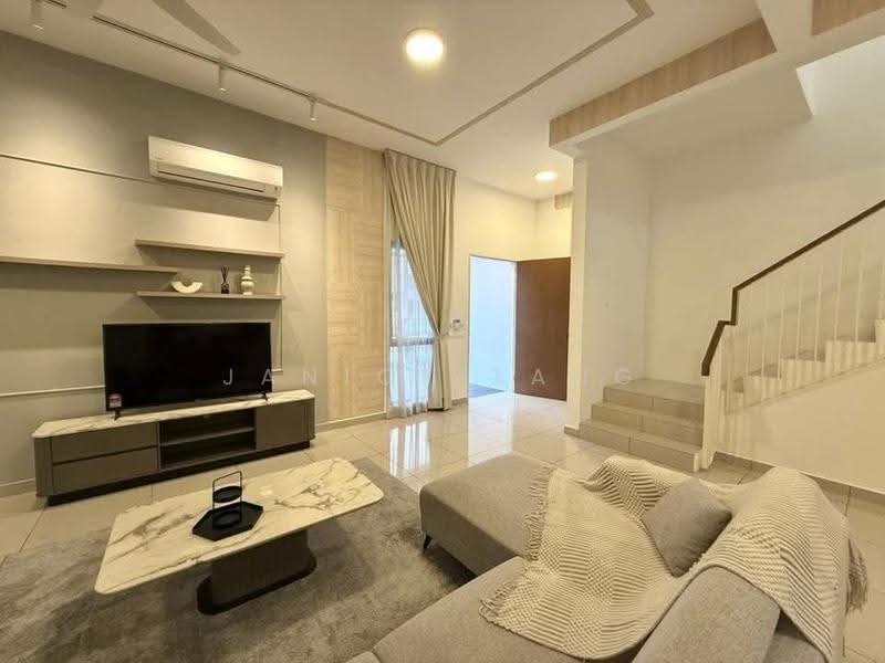 Semi-Detached House for Sale in Setia Alam (Selangor) - Janice Tang - Living Room - PropertyGuru.com.my