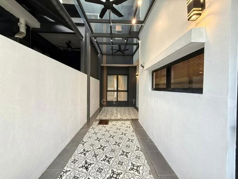 Semi-Detached House for Sale in Setia Alam (Selangor) - Janice Tang - Entrance - PropertyGuru.com.my