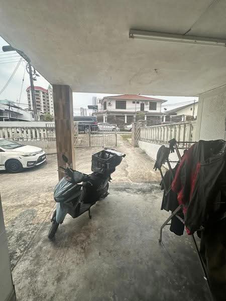 Rumah Berkembar untuk Dijual di Taman Abad (Johor Bahru) - Ms Tham - Exterior - PropertyGuru.com.my