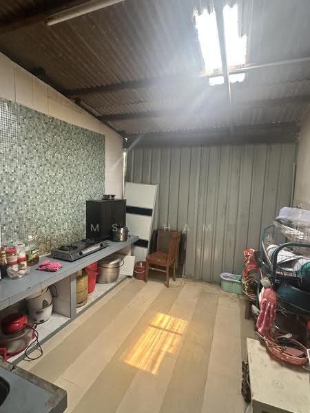 Rumah Berkembar untuk Dijual di Taman Abad (Johor Bahru) - Ms Tham - Kitchen - PropertyGuru.com.my