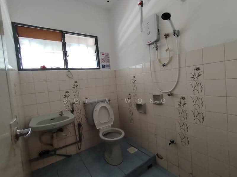 Rumah Teres 2-Tingkat untuk Dijual di Bandar Sunway (Sunway) - Sofia Wong - Bathroom - PropertyGuru.com.my