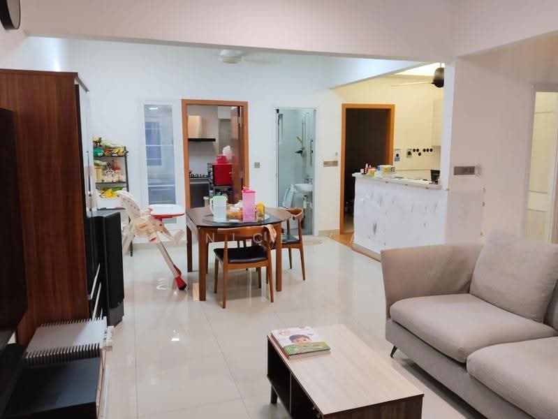 2-storey Terraced House for Sale in Banting (Selangor) - Janice Yap - Living Room - PropertyGuru.com.my