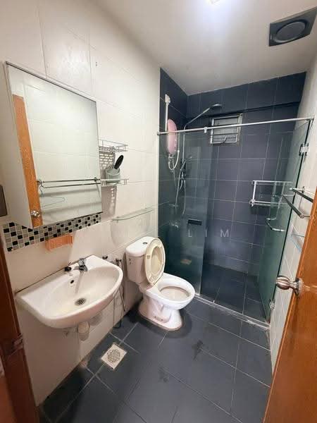 Apartment for Sale at Zennith Suites (Pangsapuri Kebun Teh) - Jovel Lim - Bathroom - PropertyGuru.com.my