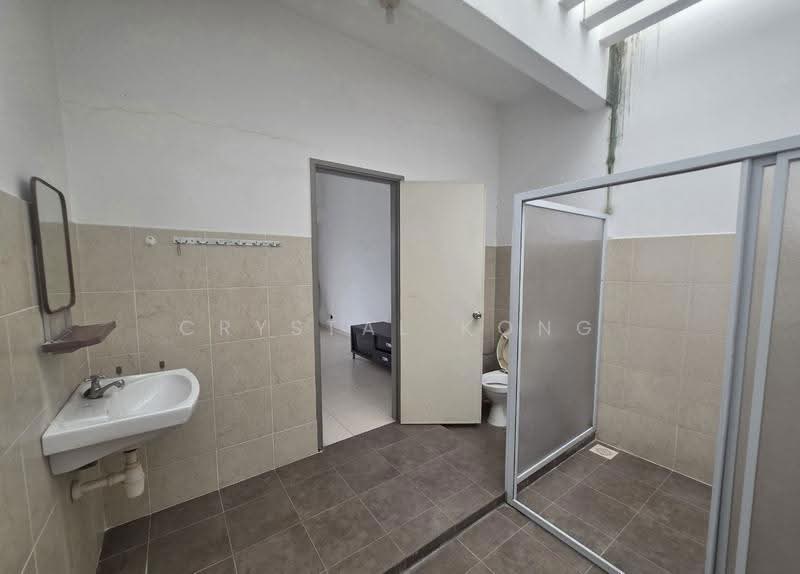 2-storey Terraced House for Sale in Setia Tropika (Johor Bahru) - Crystal Kong - Bathroom - PropertyGuru.com.my
