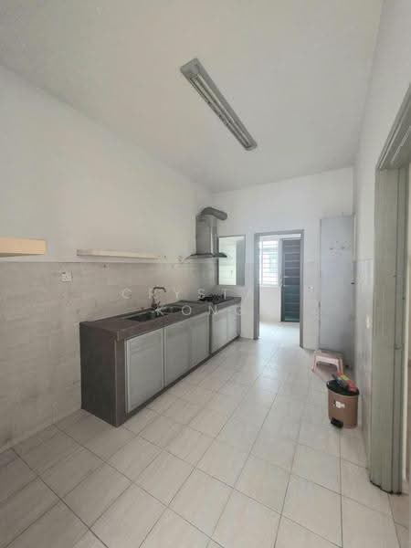 2-storey Terraced House for Sale in Setia Tropika (Johor Bahru) - Crystal Kong - Kitchen - PropertyGuru.com.my