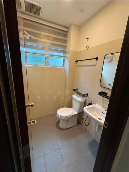 Townhouse for Rent in Kampung Salak Tinggi (Sepang) - Mohd Adryzam - Bathroom - PropertyGuru.com.my