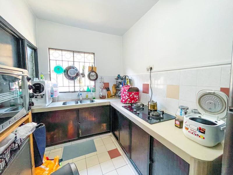 Apartment for Sale at Pangsapuri Carlina - SITI KHAIRIYAH JAAFAR - Kitchen - PropertyGuru.com.my