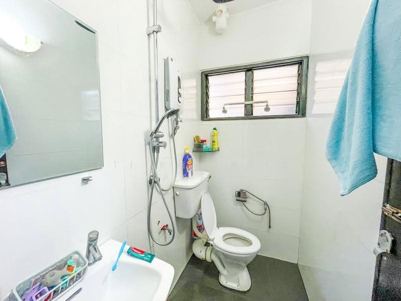 Apartment for Sale at Pangsapuri Carlina - SITI KHAIRIYAH JAAFAR - Bathroom - PropertyGuru.com.my