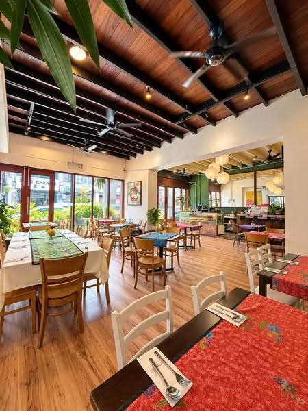 Kedai untuk Dijual di George Town (Penang) - Serena Tan - Dining Room - PropertyGuru.com.my