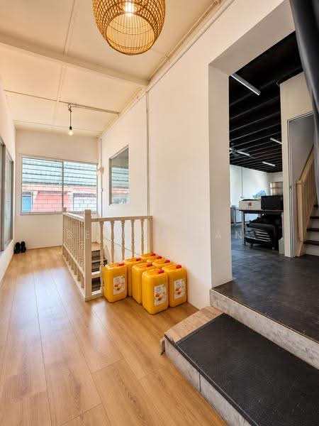 Kedai untuk Dijual di George Town (Penang) - Serena Tan - Corridor - PropertyGuru.com.my