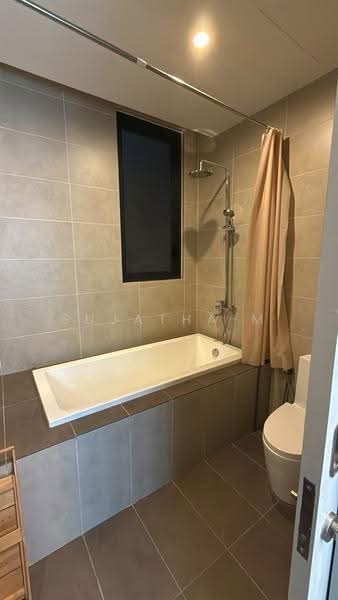 Service Residence for Rent at KL Gateway Premium Residences - Sujatha M - Bathroom - PropertyGuru.com.my