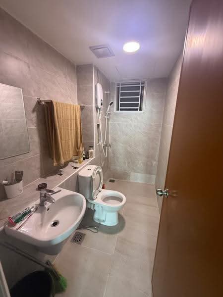 Apartment for Rent at Sky Gardens Residences - Joey Tay - Bathroom - PropertyGuru.com.my