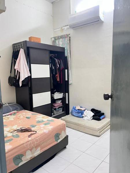 Rumah Teres 1-Tingkat untuk Dijual di Taman Bukit Rembia (Rembia) - Peter Lee - Bedroom - PropertyGuru.com.my