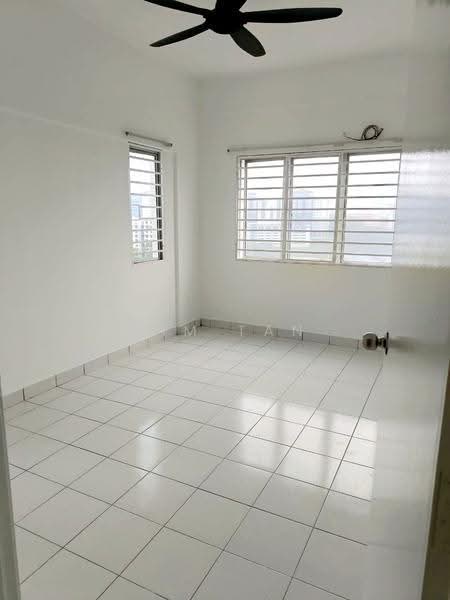 Kondominium untuk Dijual di Nusa Mewah Villa Condominium - Jim Tan - Interior - PropertyGuru.com.my