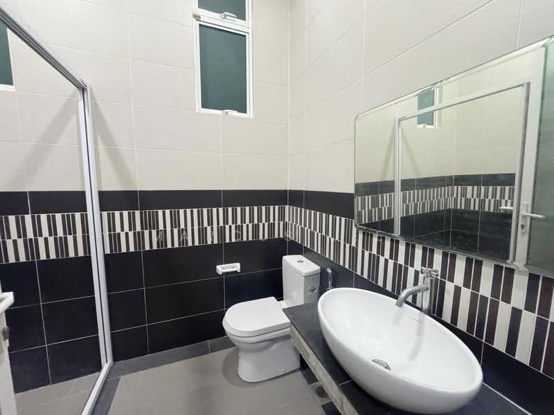 Rumah Teres 2.5-Tingkat untuk Disewa di Dolomite Templer (Rawang) - Marcus Lee - Bathroom - PropertyGuru.com.my