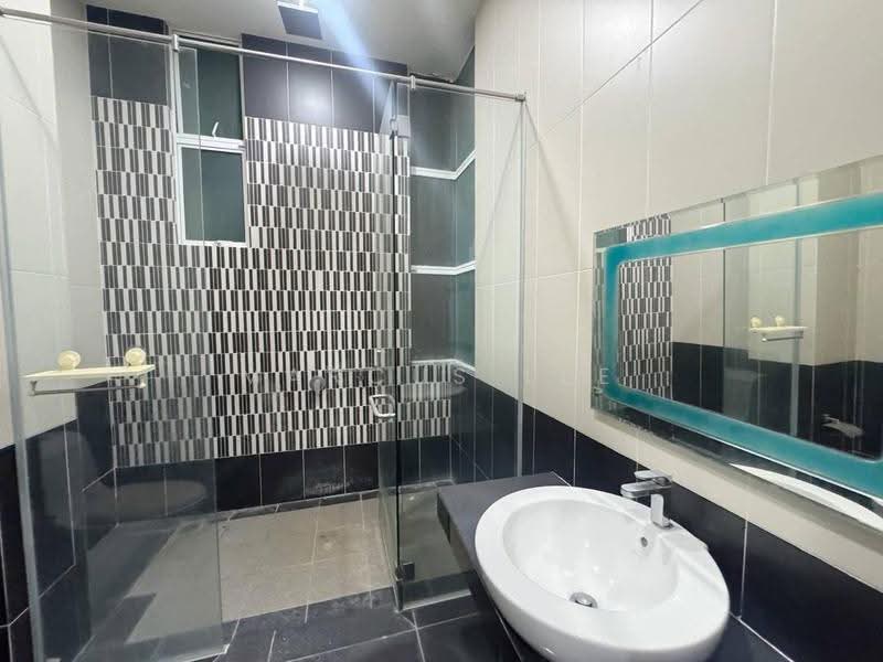 Rumah Teres 2.5-Tingkat untuk Disewa di Dolomite Templer (Rawang) - Marcus Lee - Bathroom - PropertyGuru.com.my