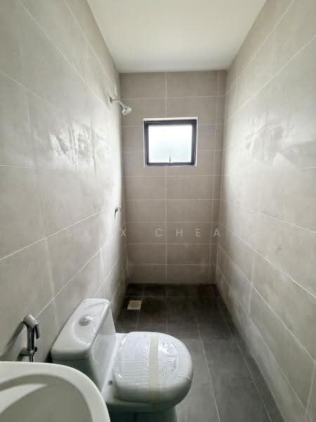 Rumah Kluster untuk Dijual di Taman Lapangan Jaya (Ipoh) - Alex Cheah - Bathroom - PropertyGuru.com.my