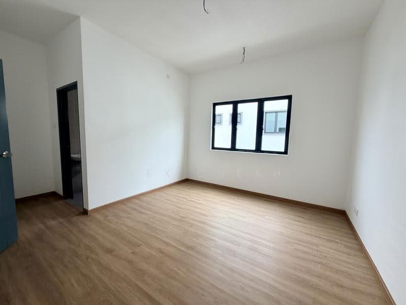 Rumah Kluster untuk Dijual di Taman Lapangan Jaya (Ipoh) - Alex Cheah - 3rd Room Ensuite - PropertyGuru.com.my