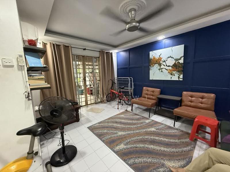 2-storey Terraced House for Sale in Seksyen 19 (Shah Alam) - Liza Awi - Living Room - PropertyGuru.com.my