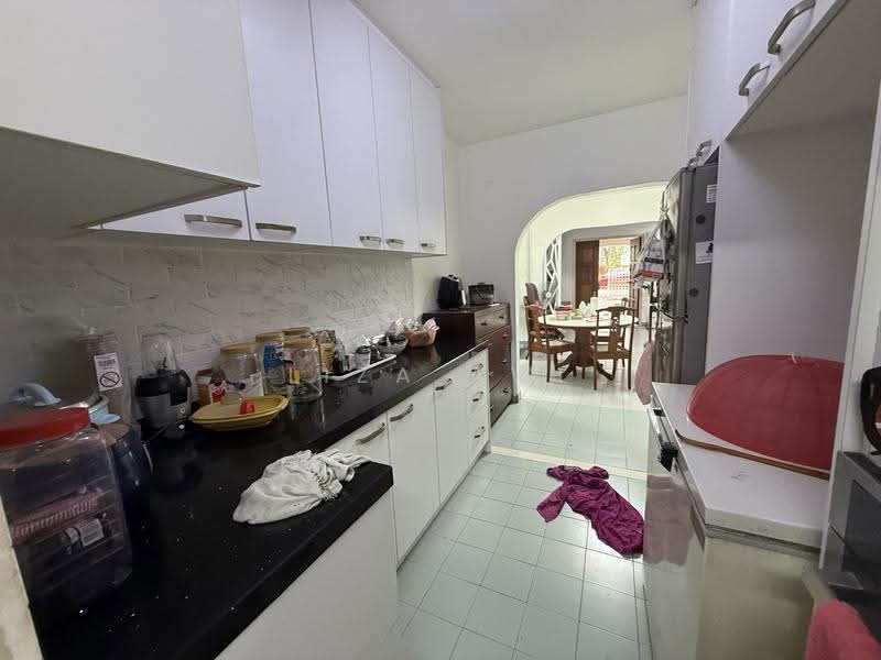 2-storey Terraced House for Sale in Seksyen 19 (Shah Alam) - Liza Awi - Kitchen - PropertyGuru.com.my