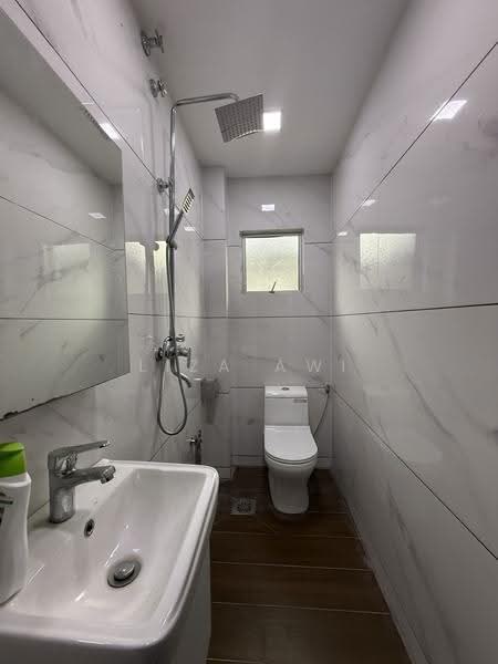 2-storey Terraced House for Sale in Seksyen 19 (Shah Alam) - Liza Awi - Bathroom - PropertyGuru.com.my