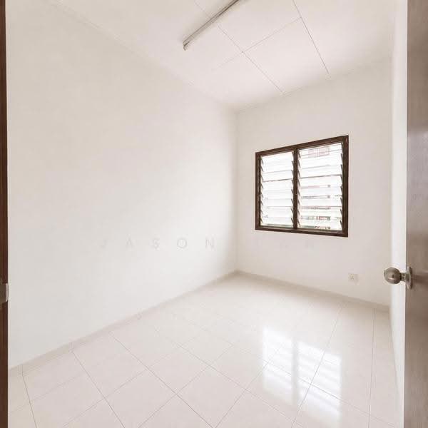 Rumah Teres 2-Tingkat untuk Dijual di Lestari Putra (Seri Kembangan) - Jason Tan - Interior - PropertyGuru.com.my