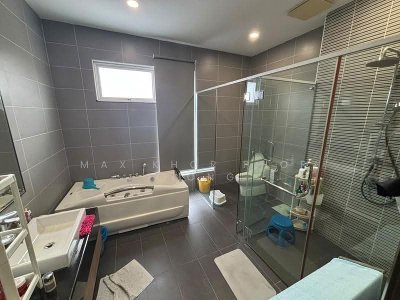 Bungalow House for Rent in Setia Eco Park (Setia Alam) - Max Khor Phor xiong - Bathroom - PropertyGuru.com.my